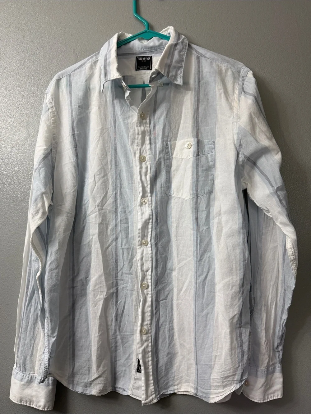 Todd Snyder long sleeve lightweight button down shirt